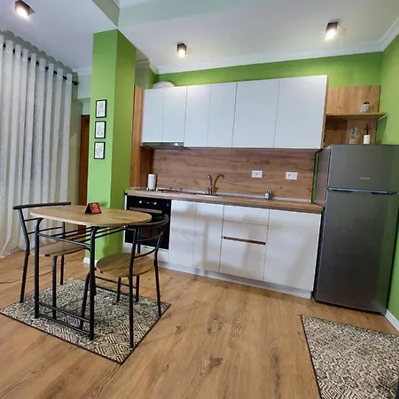 アパート Feel At Ap1 ティラナ